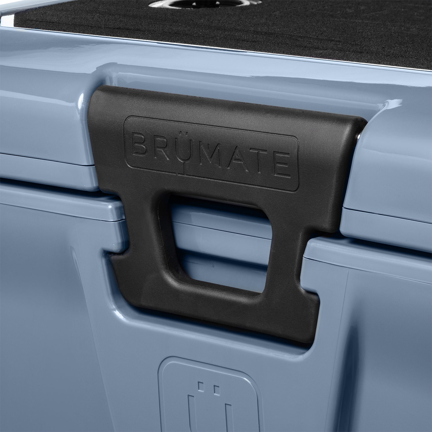 brutank-20qt-f1 BruTank-20-Denim-Latch.png