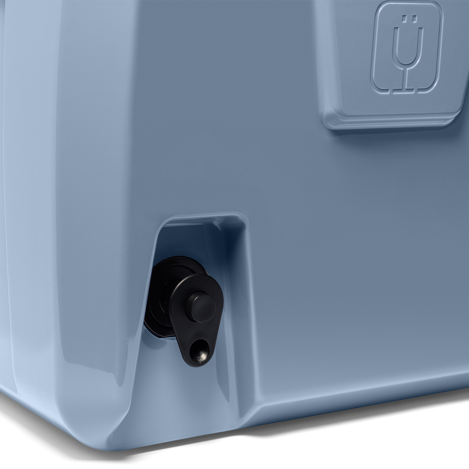 brutank-20qt-f1 BruTank-20-Denim-Tap.png