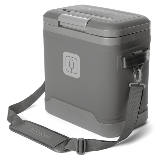 magpack-18-can-g4 magpack_18_graphite_front_strap.png